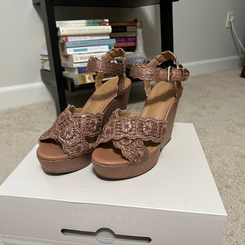 Copper Key Wildflower Wedges